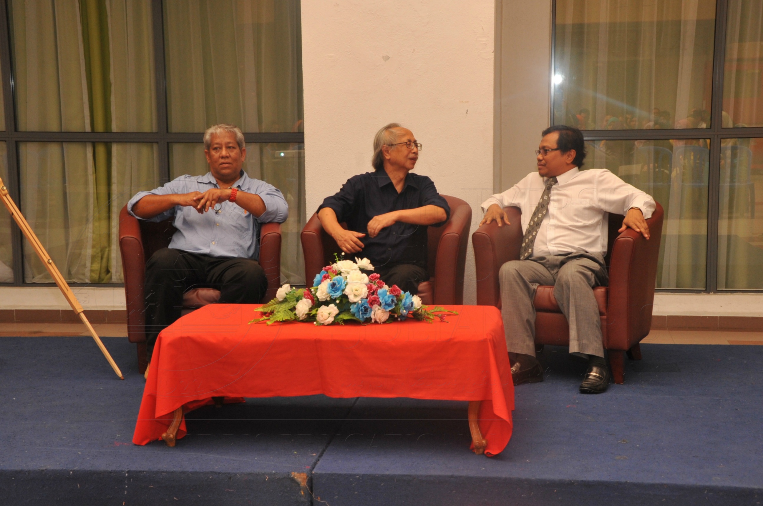 PRO15 173 ESE HAS 2219